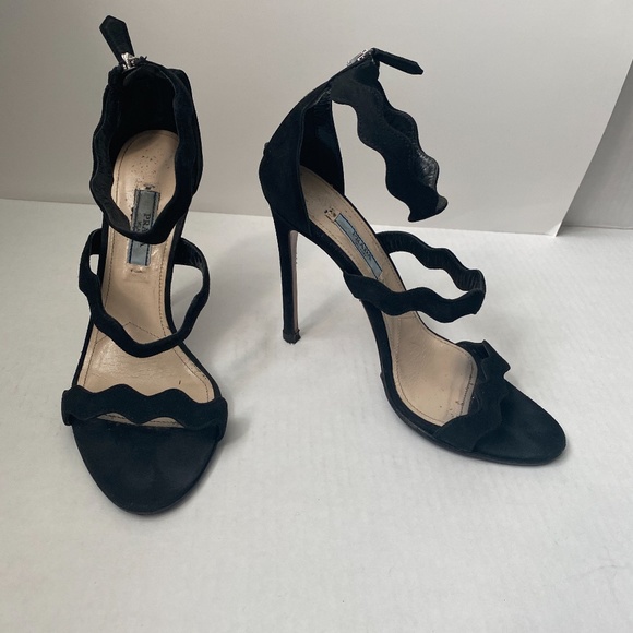 Prada Black Suede Heel - Picture 4 of 5